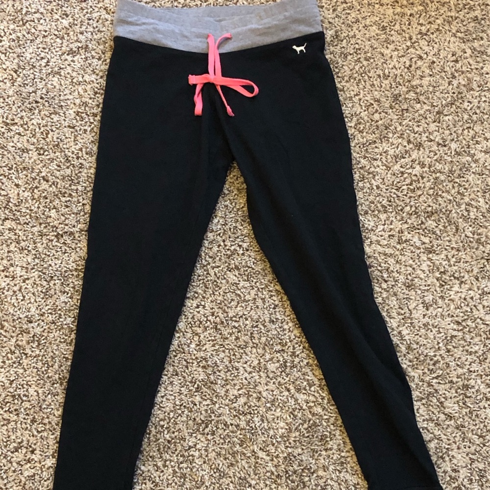 Victoria’s Secret PINK leggings